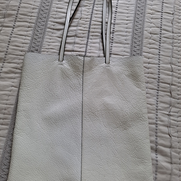 Banana Republic Tote Shoulder Bag - Picture 2 of 3